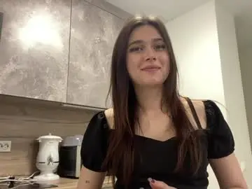 Averyhoster  live sex cam