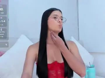 Isa_queenn  live sex cam