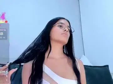 Isa_queenn  live sex cam