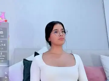 Isa_queenn  live sex cam