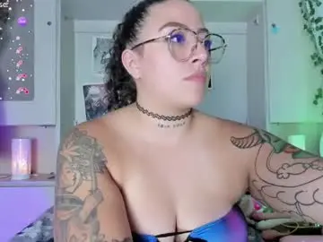 Liiavega  live sex cam