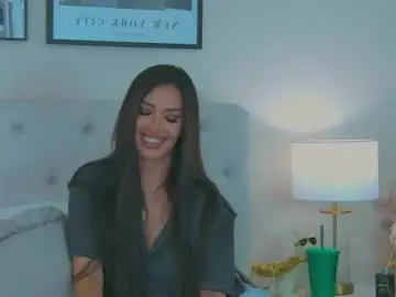 Meganrobertss  live sex cam