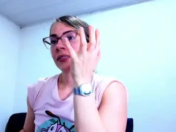 Morning_littlestart  live sex cam