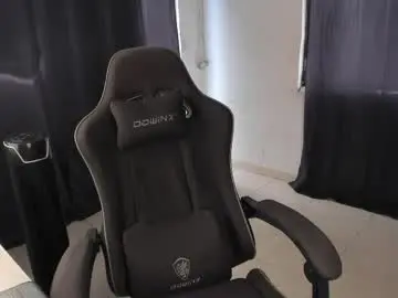 Tati_jones  live sex cam