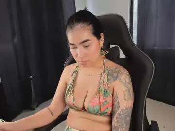 Tati_jones  live sex cam