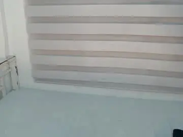 Your_nikka22  live sex cam