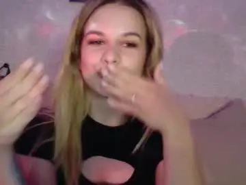 Candy_whisper  live sex cam