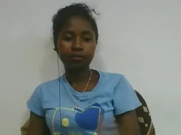 Chantale483461  live sex cam