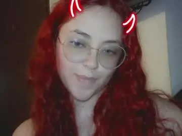 Charlotte_1620  live sex cam