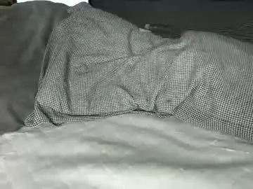 Daddyslittleebony  live sex cam