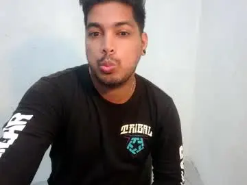 Damz_loverboy  live sex cam