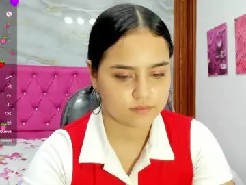 Helen_russoo  live sex cam