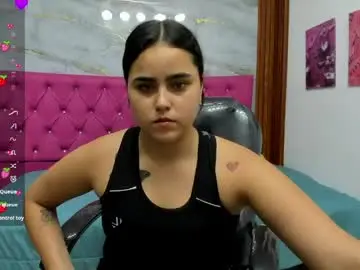 Helen_russoo  live sex cam