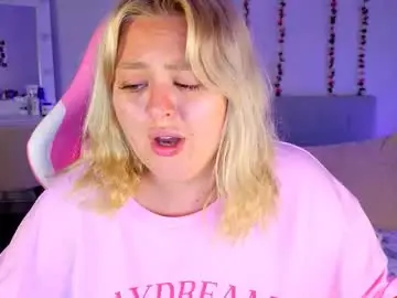 Hornycakee  live sex cam