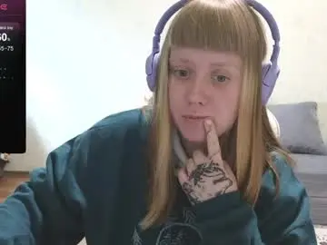 June_shy0  live sex cam