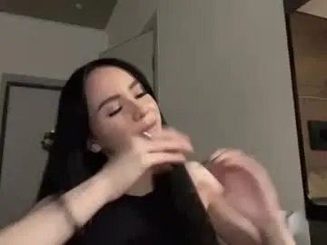 Karyllangfitt  live sex cam