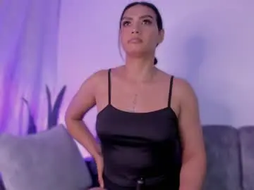 Layadoll  live sex cam