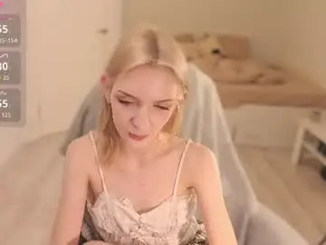 Lily_moony  live sex cam