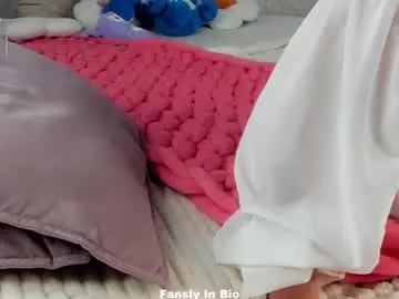 Lipswithsweetonthem  live sex cam