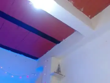 Luna_hazard  live sex cam