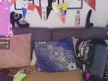 Nathaly_stepmom  live sex cam