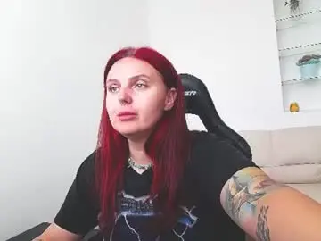 Pollygreen  live sex cam