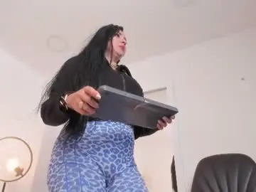 Selenelujann  live sex cam