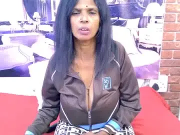 Sexyva4u2luv  live sex cam
