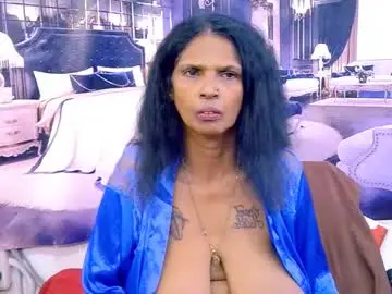 Sexyva4u2luv  live sex cam