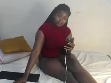 Sweetslyvie  live sex cam