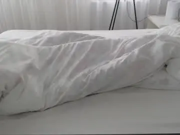 Aphrodite83  live sex cam
