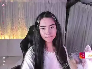 Coralwells  live sex cam