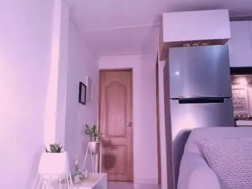 Dannahyde  live sex cam