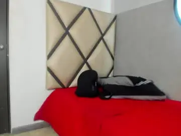 Dulce_34  live sex cam