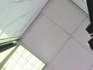 Elyssa_nn  live sex cam