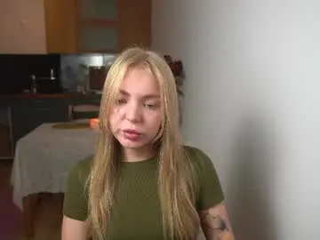 Emilyemmi  live sex cam