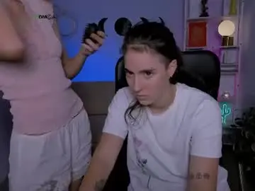 Khloebeauty  live sex cam