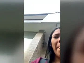 Mariana_c  live sex cam