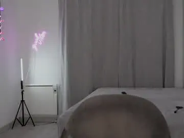 Milanacamgirl  live sex cam
