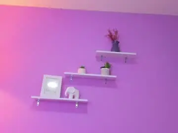 Naiia_1  live sex cam