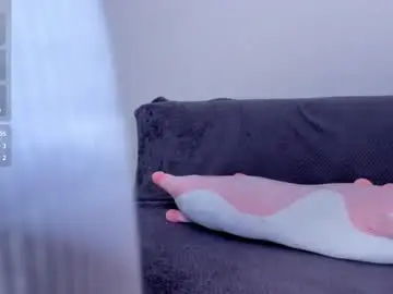 Naya_mirel  live sex cam