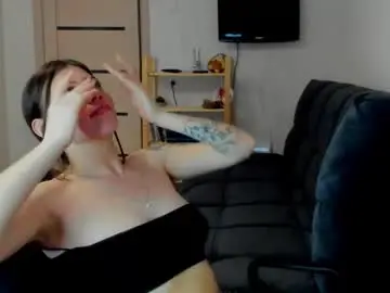 Oops_britney  live sex cam