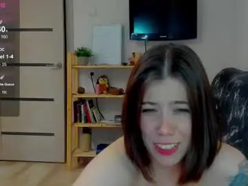 Oops_britney  live sex cam
