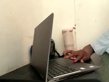 She_thick_n_sexxy  live sex cam