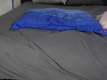 Striphub  live sex cam