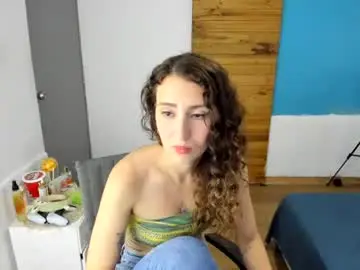 Abbyhowlland  live sex cam