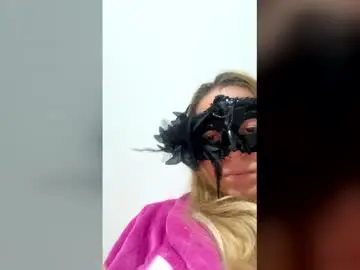 Baby_blondee  live sex cam