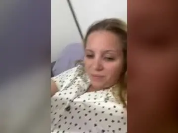 Baby_blondee  live sex cam