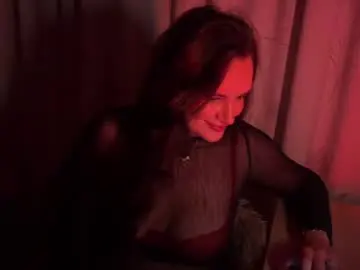 Emmalyra  live sex cam
