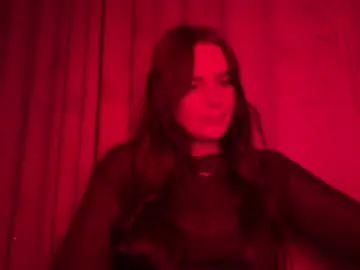 Emmalyra  live sex cam